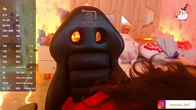 Snapshot of MARIANA_TAY1 chatting on February 15, 3:29 am MARIANA TAY1 online show from February 15, 3:29 am