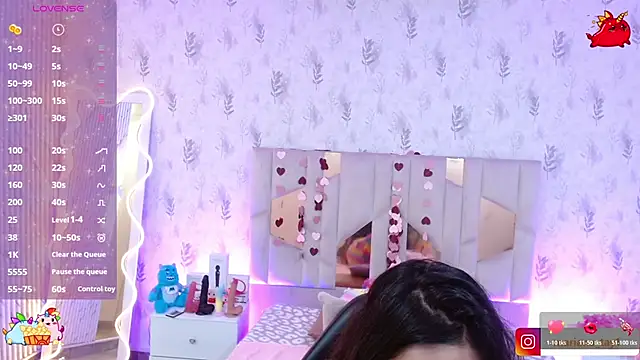 Snapshot of MARIANA_TAY1 chatting on February 19, 3:36 am MARIANA TAY1 online show from February 19, 3:36 am