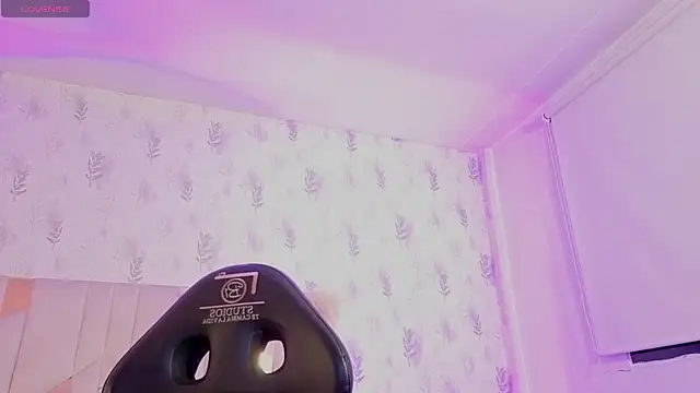 MARIANA TAY1 online show from May 1, 3:11 am