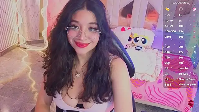 Snapshot of MARIANA_TAY1 chatting on June 17, 5:40 am MARIANA TAY1 online show from June 17, 5:40 am