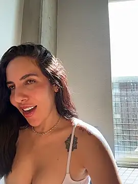 Lolathebaddie online show from April 21, 4:02 pm