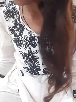 Khushi rani online show from April 4, 4:30 am