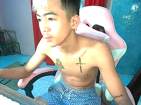 boy raphael online show from February 26, 2:00 am