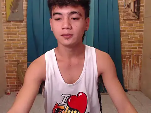 boy raphael online show from October 14, 9:21 am