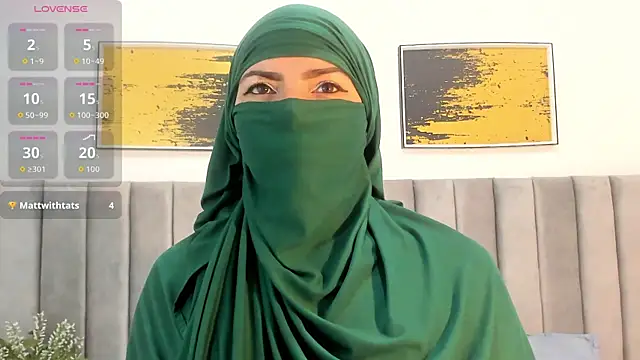  naylaa  online show from November 8, 4:05 am