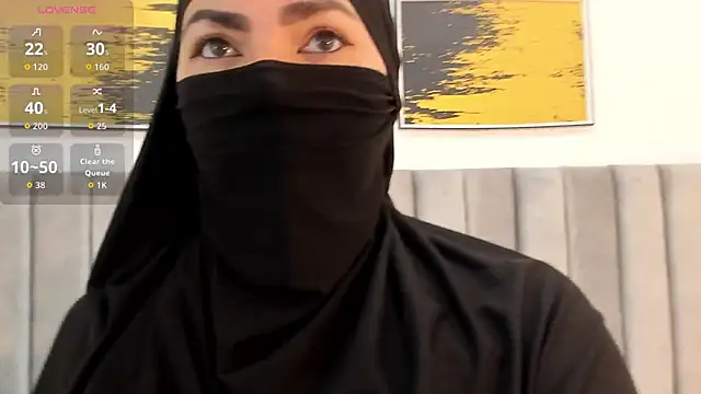 Snapshot of _naylaa_ chatting on November 12, 3:43 am naylaa online show from November 12, 3:43 am