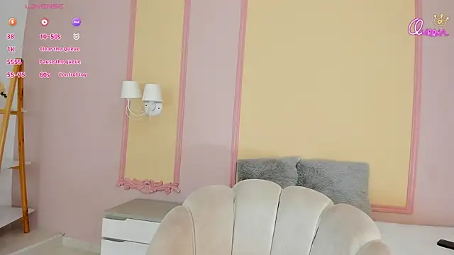  naylaa  online show from March 11, 3:00 am