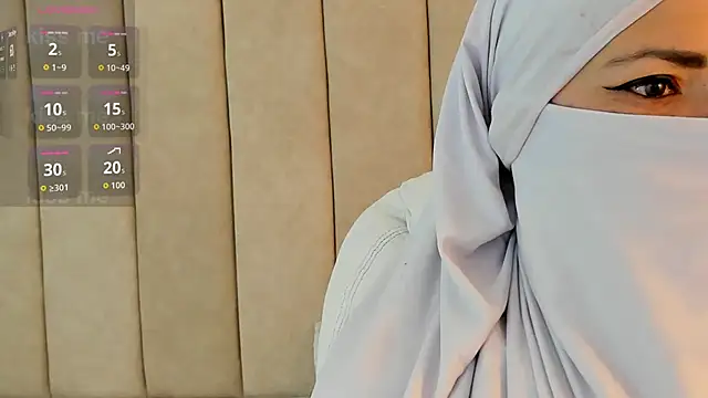 Snapshot of _naylaa_ chatting on November 28, 3:28 am naylaa online show from November 28, 3:28 am