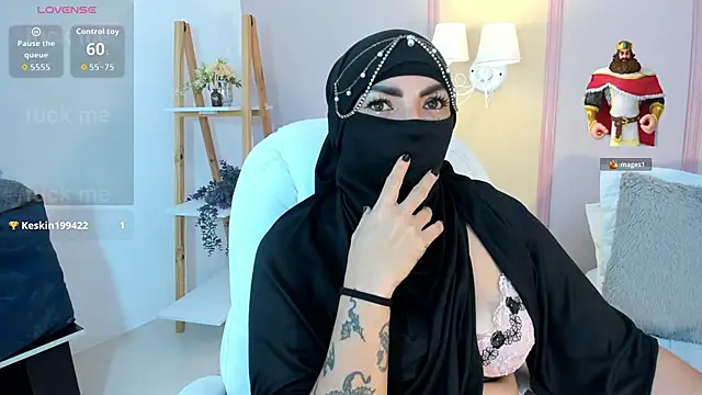 Snapshot of _naylaa_ chatting on May 19, 1:56 am naylaa online show from May 19, 1:56 am