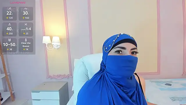 Snapshot of _naylaa_ chatting on May 5, 3:31 am naylaa online show from May 5, 3:31 am