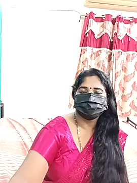 Snapshot of tamil-aunt chatting on October 18, 5:26 pm tamil-aunt online show from October 18, 5:26 pm