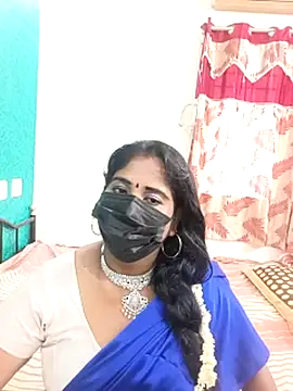 Snapshot of tamil-aunt chatting on October 14, 4:35 am tamil-aunt online show from October 14, 4:35 am