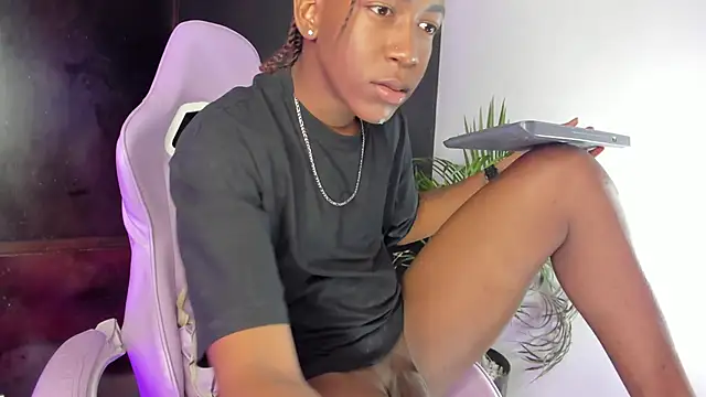 latin kay1 online show from October 24, 11:37 pm