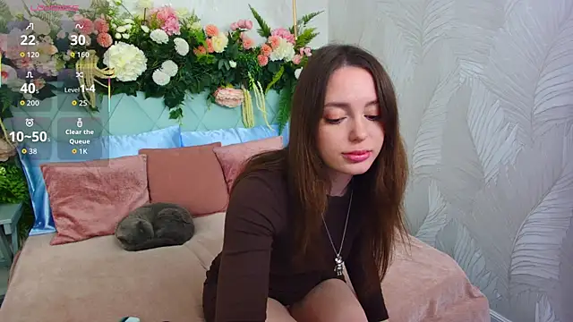 JulliRoss online show from November 12, 5:11 am