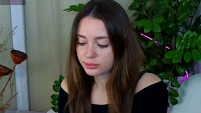 JulliRoss online show from October 24, 5:17 am