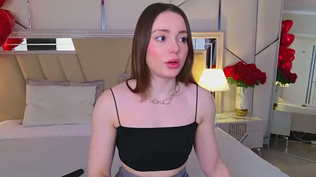 JulliRoss online show from February 8, 5:05 am