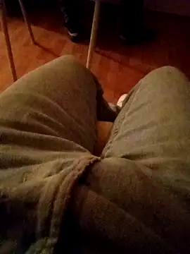 aripuppi95 online show from October 11, 12:22 am