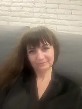 Butterfly8385 online show from October 27, 8:21 pm