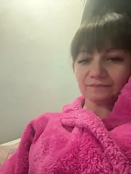 Butterfly8385 online show from February 4, 9:32 pm