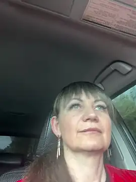 Butterfly8385 online show from April 18, 8:27 am