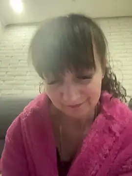 Butterfly8385 online show from February 11, 9:58 pm