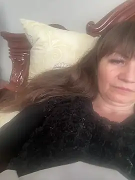 Butterfly8385 online show from April 14, 12:43 pm