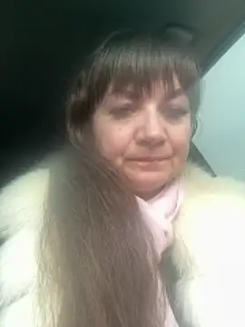 Butterfly8385 online show from March 3, 8:43 am