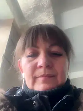 Butterfly8385 online show from December 17, 10:31 am