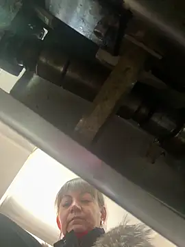 Butterfly8385 online show from March 10, 8:51 am