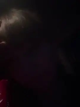 Butterfly8385 online show from April 8, 5:47 pm