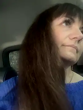 Butterfly8385 online show from November 9, 12:20 pm