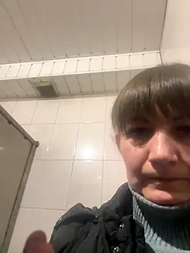 Butterfly8385 online show from December 3, 2:16 pm