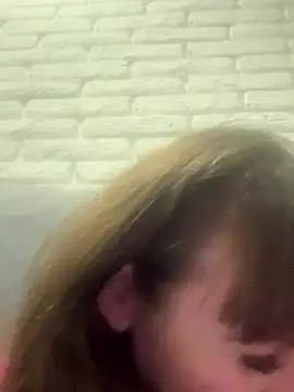 Butterfly8385 online show from December 21, 9:04 pm