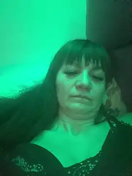 Butterfly8385 online show from February 27, 9:36 pm