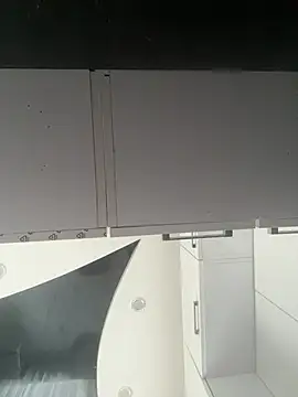 Butterfly8385 online show from February 12, 11:54 am