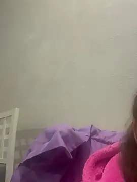 Butterfly8385 online show from March 31, 10:23 pm