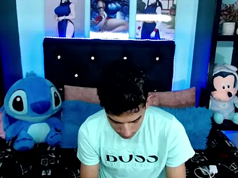 x Aaron x online show from October 18, 4:25 am