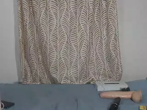 SweetBedroomEyez online show from November 5, 5:27 pm