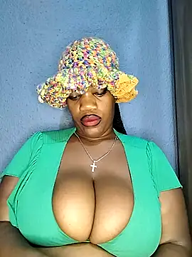 Snapshot of SweetBedroomEyez chatting on April 24, 1:51 am SweetBedroomEyez online show from April 24, 1:51 am