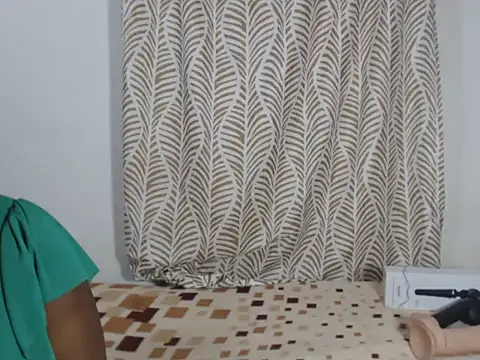 SweetBedroomEyez online show from October 28, 9:30 am