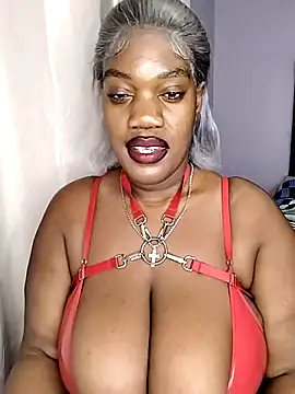 Snapshot of SweetBedroomEyez chatting on June 19, 6:03 pm SweetBedroomEyez online show from June 19, 6:03 pm