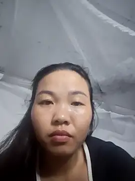 Snapshot of pusi_xinh chatting on October 18, 10:17 am pusi xinh online show from October 18, 10:17 am