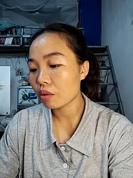 Snapshot of pusi_xinh chatting on October 19, 2:53 pm pusi xinh online show from October 19, 2:53 pm