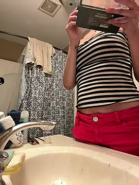 Brooklyn1987 online show from March 31, 12:12 am