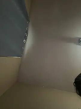 Brooklyn1987 online show from March 29, 11:39 pm