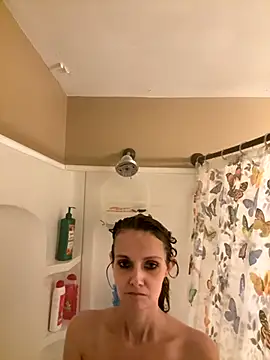 Brooklyn1987 online show from October 17, 6:39 am