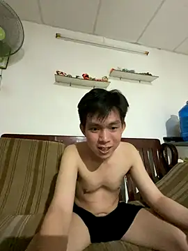 Snapshot of azn_typhoon00 chatting on November 2, 6:02 pm azn typhoon00 online show from November 2, 6:02 pm