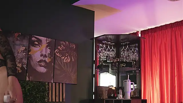 LuxenNoir online show from July 4, 9:04 am