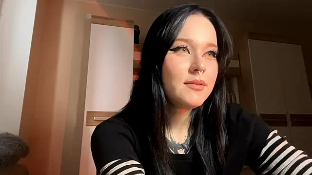 KristenGoodmon online show from October 16, 8:22 am