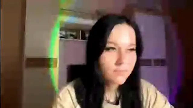 KristenGoodmon online show from October 17, 8:50 am
